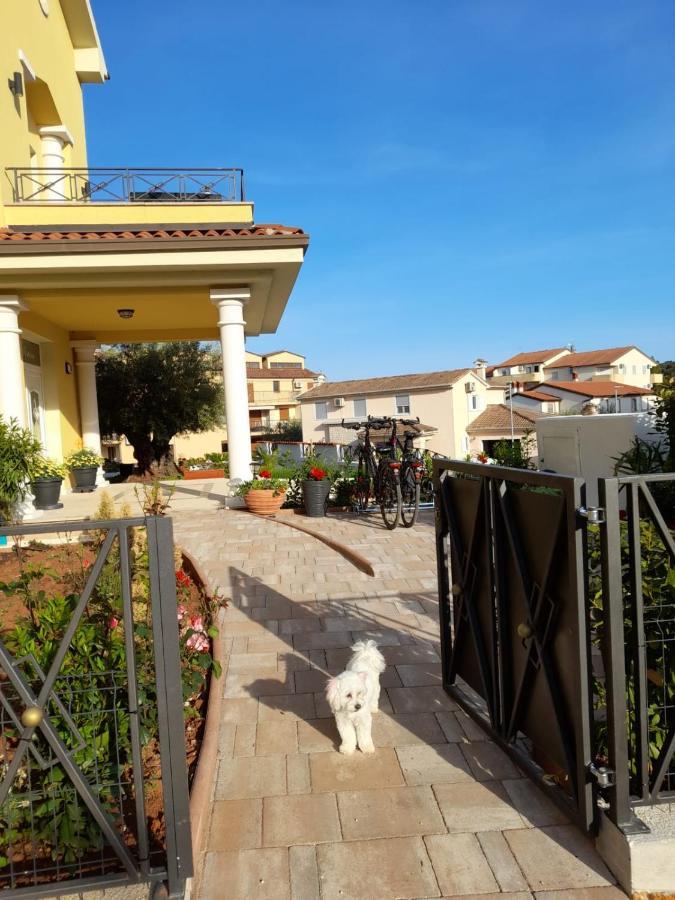 Villa Istriana Ližnjan Exteriör bild